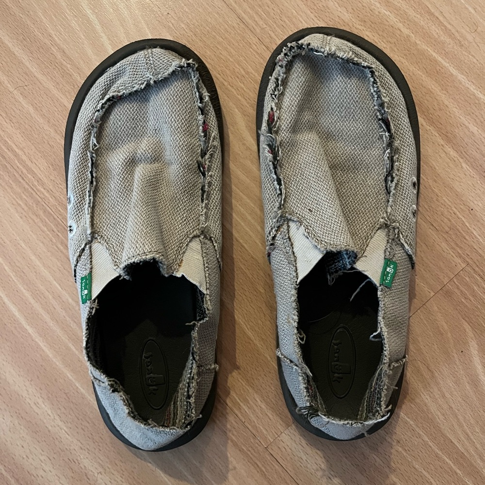 Tan sanuks
